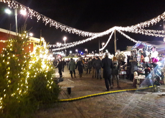Рождественская ярмарка на рыночной площад
