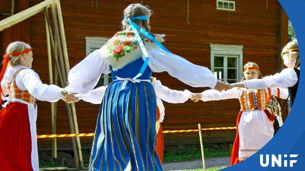 Празднование Юханнуса в Финляндии